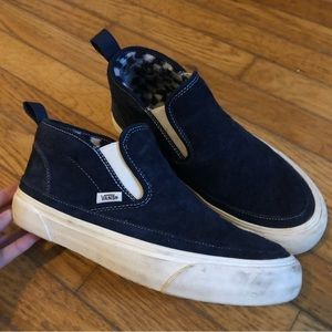 Vans MTE Weatherproof Slip Ons - Ultracush